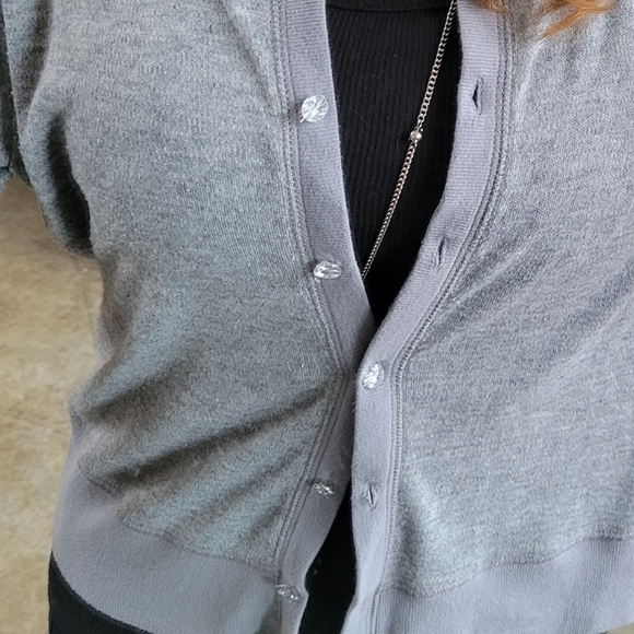 Vera Wang Cardigan Gray Princess Crystal Button Lace Back Lightweight Sweater XL - Picture 2 of 11